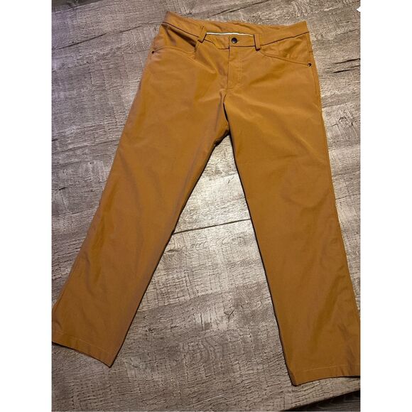 Lululemon ABC Chino Pants Men Size 36 Mustard Warpstream Classic Straight - Picture 1 of 8
